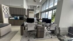 Eon Shenton (D2), Office #555416791